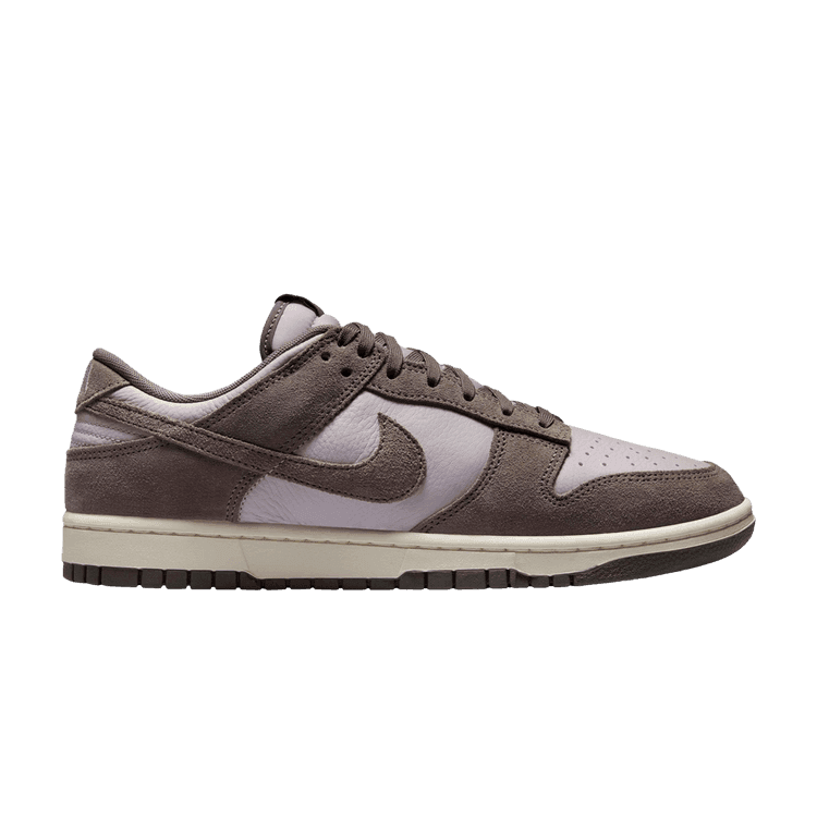 Dunk Low SE 'Platinum Violet Cave Stone' Sneaker Release and Raffle Info